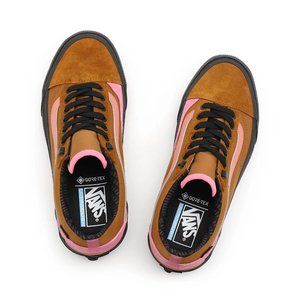 Vans Shoes Vans Old Skool Goretex Ultracush Skate Shoes Mens